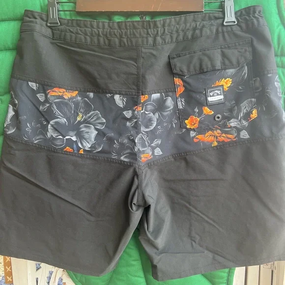 NWOT Men’s Billabong Gallery limited edition Kamea Hadar surf shorts boardshorts